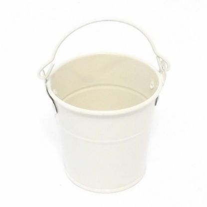 Picture of 8cm METAL BUCKET WITH HANDLE CREAM