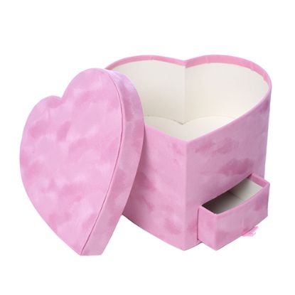 Picture of VELVET TOUCH HEART SHAPED FLOWER BOX WITH COMPARTMENT PINK