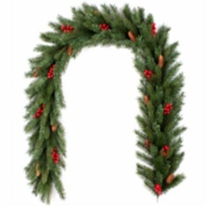 Picture of 240cm (8ft) LARGE SPRUCE GARLAND WITH BERRIES AND CONES